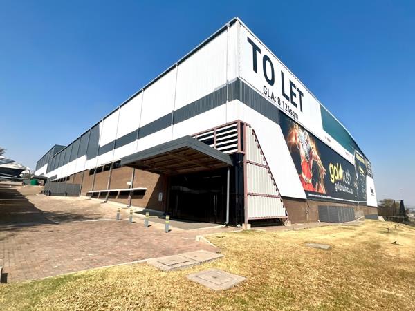 8 124 m² Commercial space