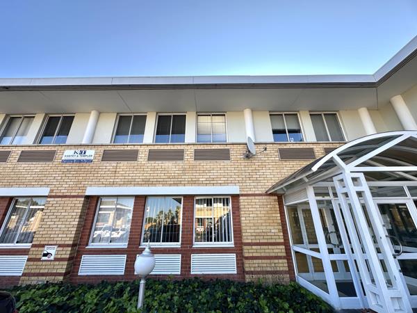 215 m² Commercial space