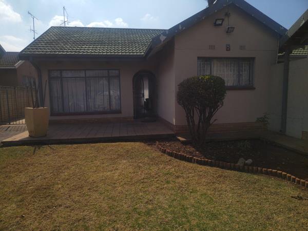 2 Bedroom House