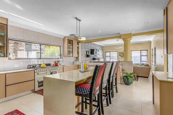5 Bedroom House