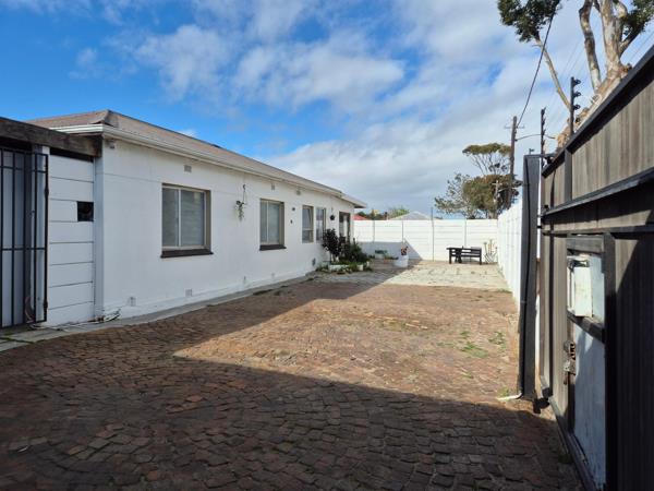 12 Bedroom House