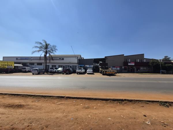1 600 m² Industrial space