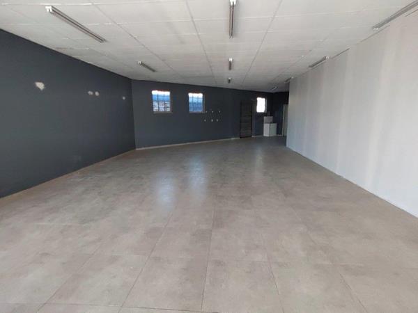 130 m² Commercial space