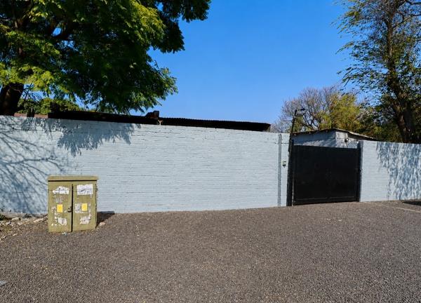 11 Bedroom House