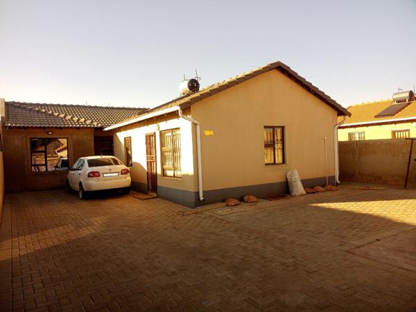 6 Bedroom House