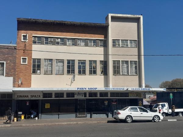 750 m² Commercial space