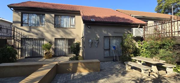 4 Bedroom Townhouse