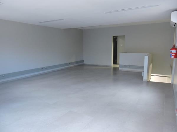 351 m² Commercial space