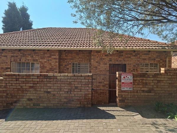 3 Bedroom Townhouse