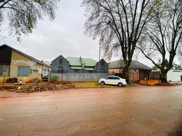 6 Bedroom House