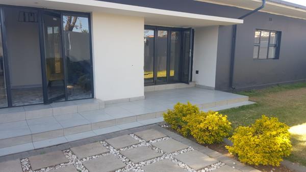 10 Bedroom House