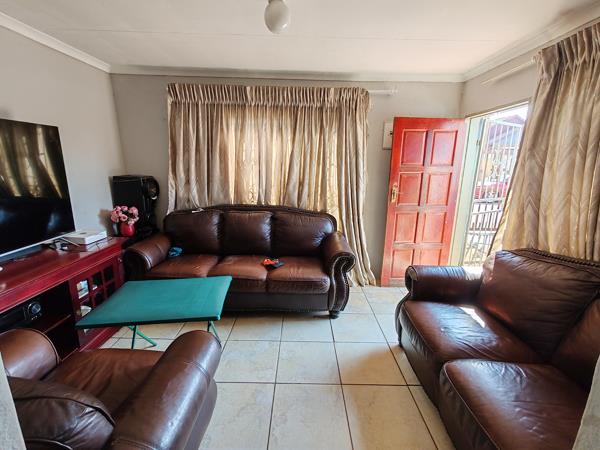 Photo of 3 Bedroom House in Danville