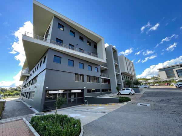 1 102 m² Commercial space
