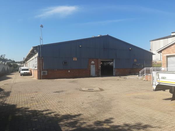 2 140 m² Industrial space