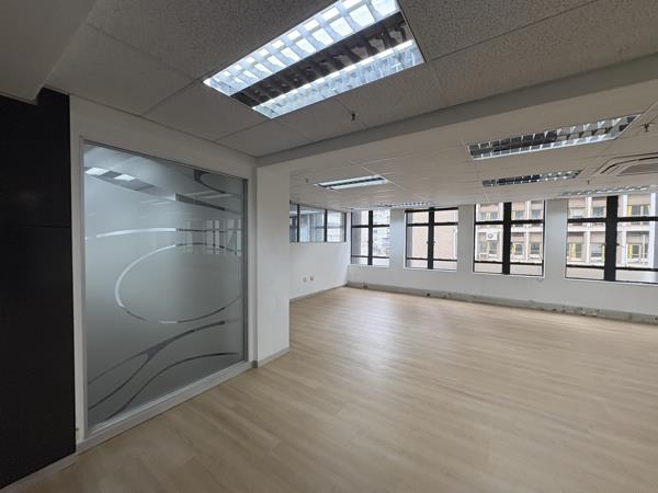234 m² Commercial space