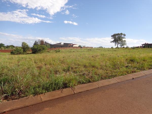 5 000 m² Land