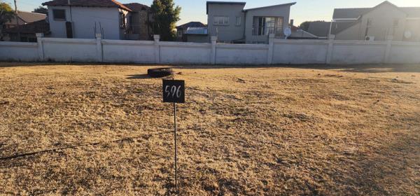 335 m² Land