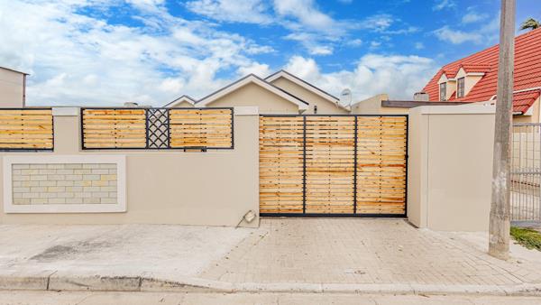 2 Bedroom House
