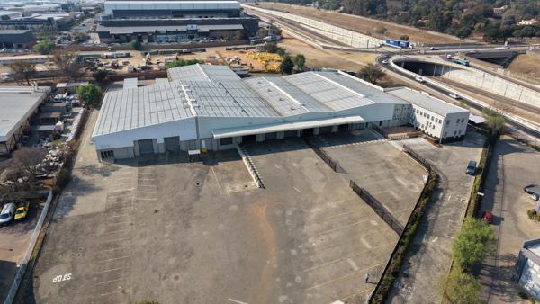 6 242 m² Industrial space