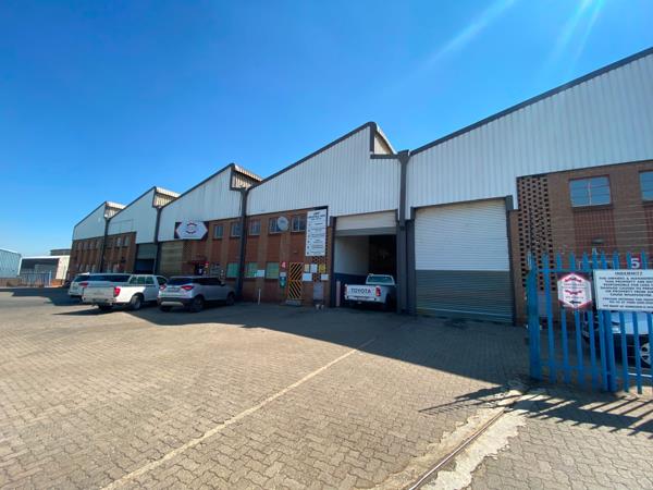 338 m² Industrial space
