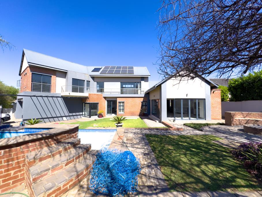 4 Bedroom House