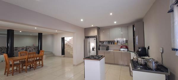 5 Bedroom House
