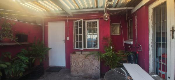 1 Bedroom House
