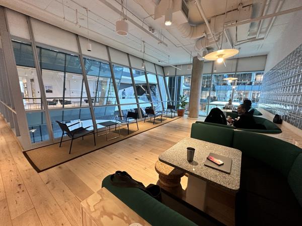 185 m² Commercial space