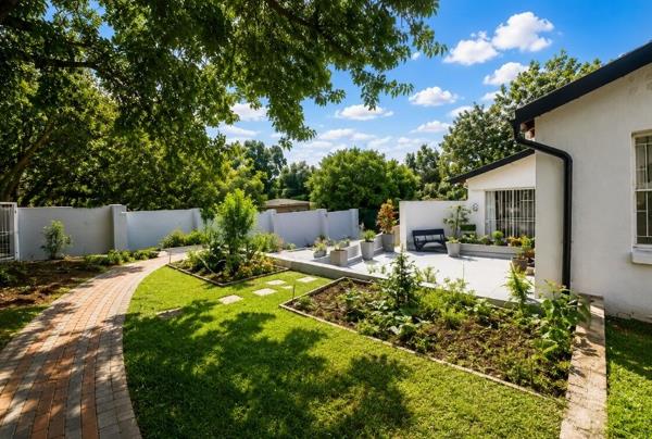 6 Bedroom House