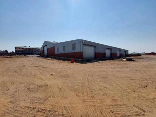 2 400 m² Industrial space