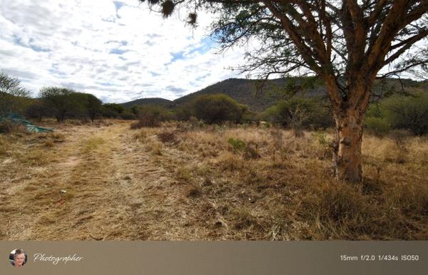 1 020 m² Land