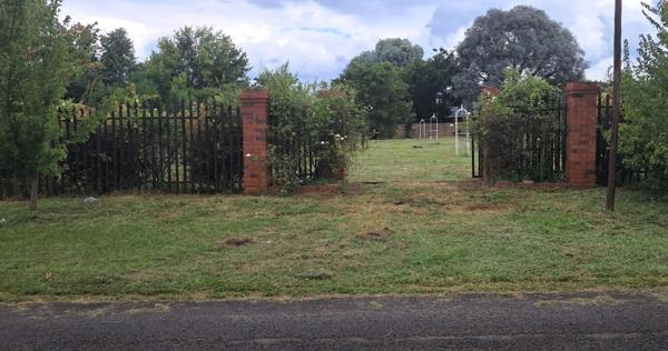 4 302 m² Land