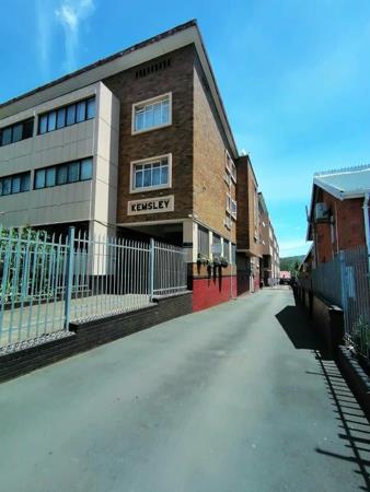 1 Bedroom Flat