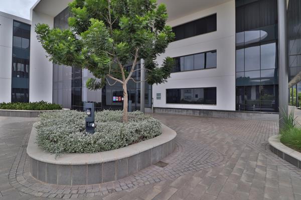 440 m² Commercial space