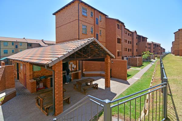 2 Bedroom Apartment