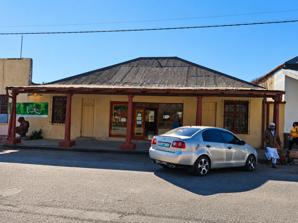 241 m² Retail Space