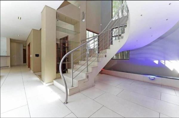 7.5 Bedroom House