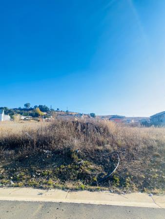 720 m² Land