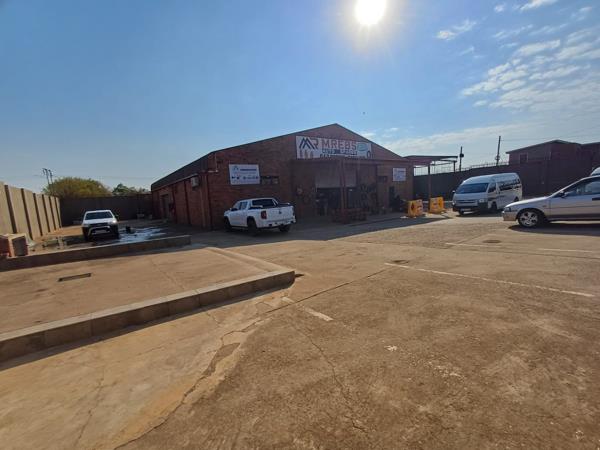 750 m² Commercial space