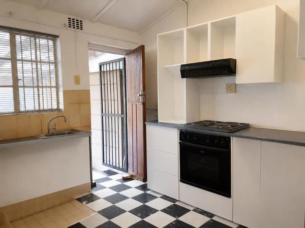 1 Bedroom House