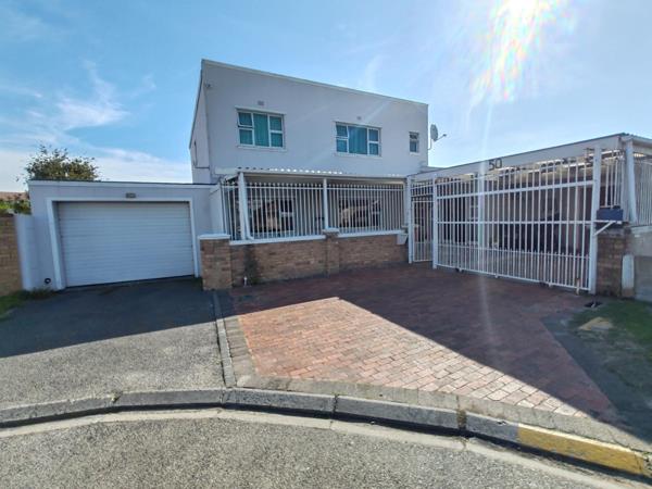 9 Bedroom House
