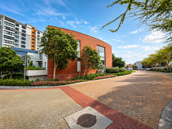 124 m² Commercial space