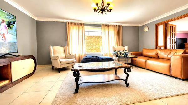 5 Bedroom House