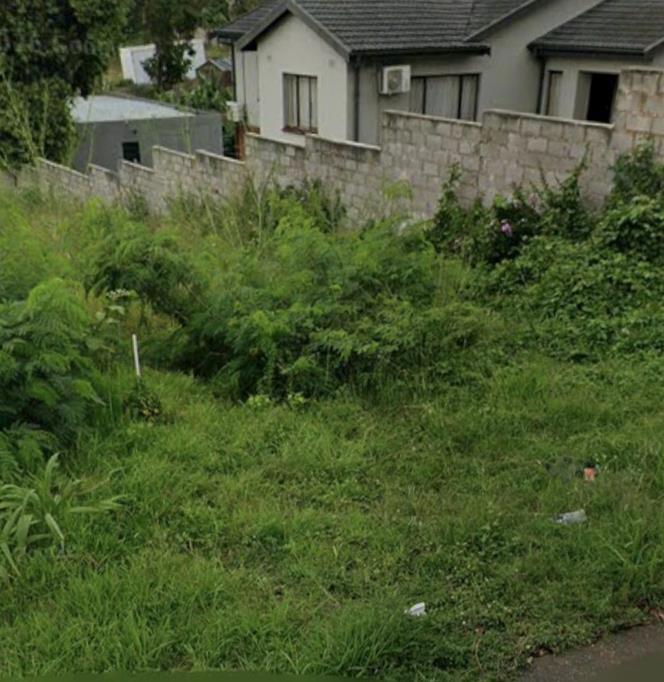 2 118 m² Land