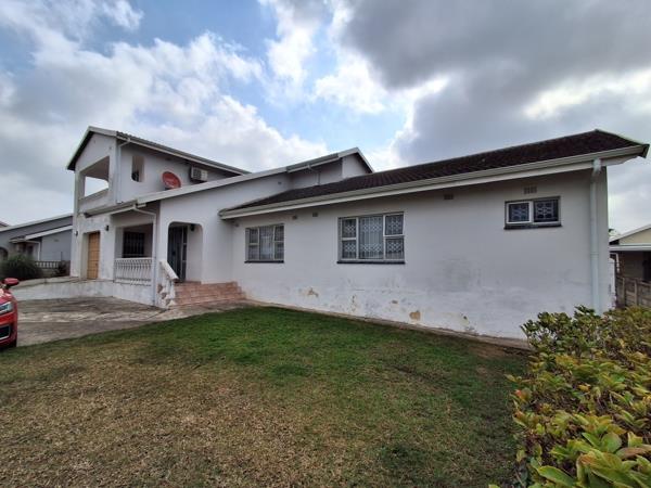 6 Bedroom House