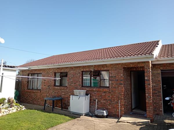 6 Bedroom House