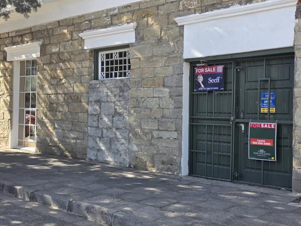 180 m² Commercial space