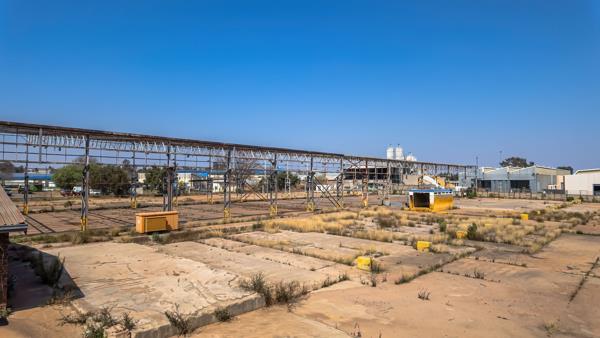 1 000 m² Commercial space