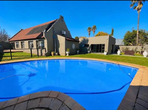 4 Bedroom House
