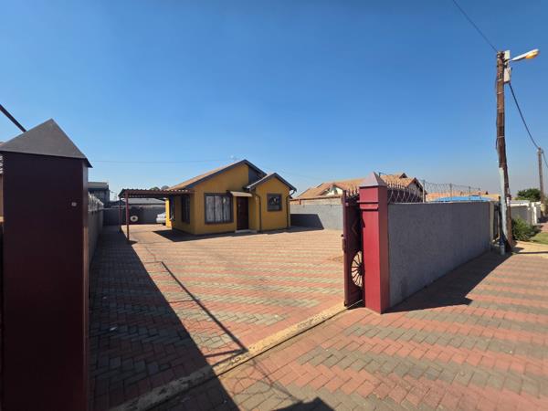 2 Bedroom House